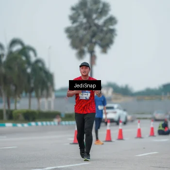 Runner Photo 7551081