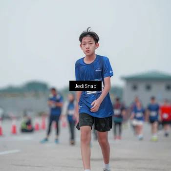 Runner Photo 7551084