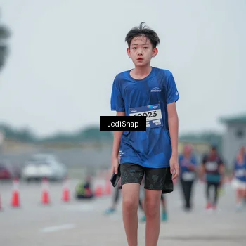 Runner Photo 7551089