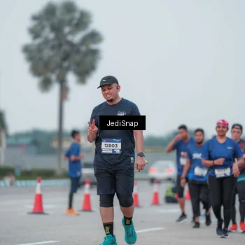 Runner Photo 7551114