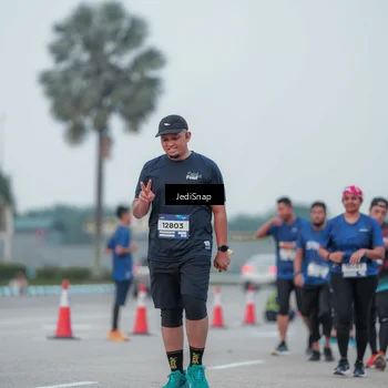 Runner Photo 7551115