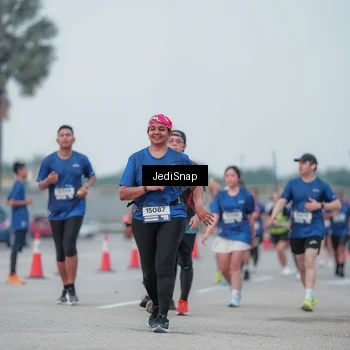 Runner Photo 7551123