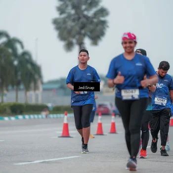 Runner Photo 7551132