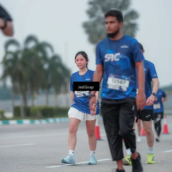 Runner Photo 7551149