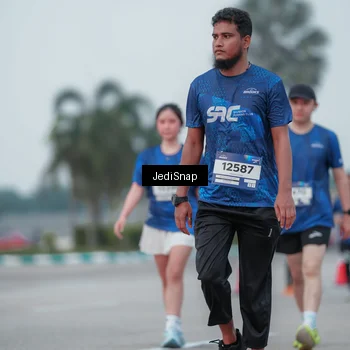 Runner Photo 7551154