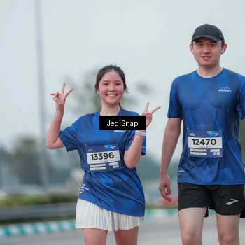 Runner Photo 7551156