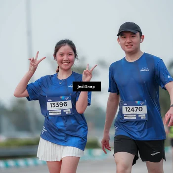 Runner Photo 7551160