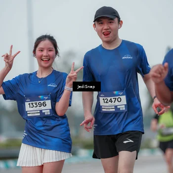 Runner Photo 7551162