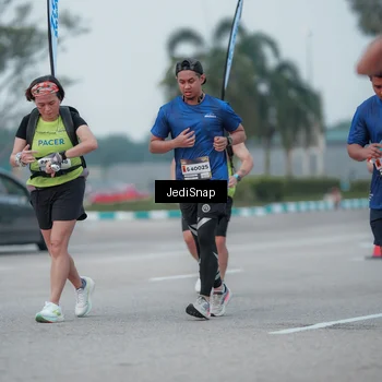 Runner Photo 7551169