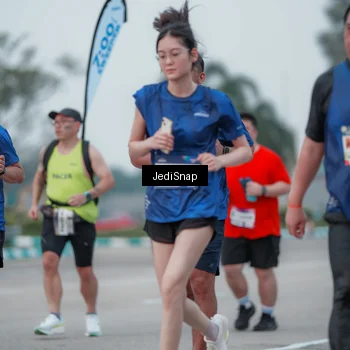 Runner Photo 7551176