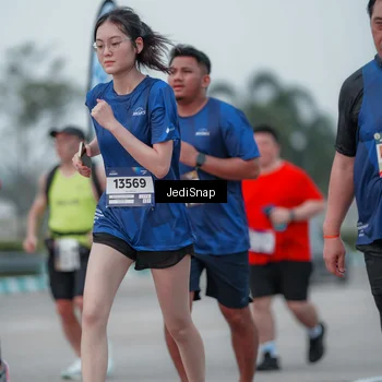 Runner Photo 7551179