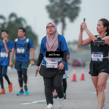 Runner Photo 7551213