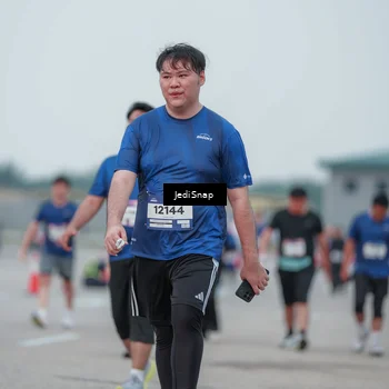 Runner Photo 7551215