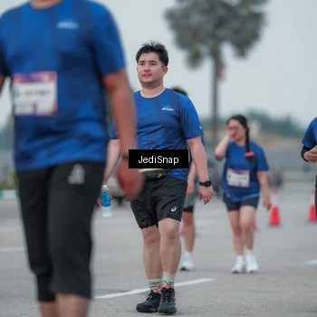 Runner Photo 7551234