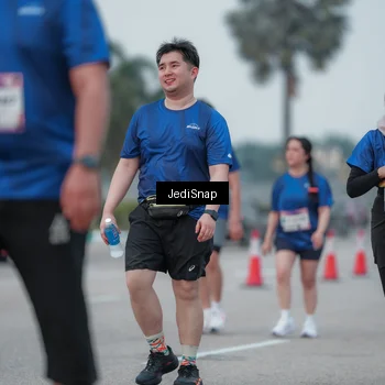 Runner Photo 7551238