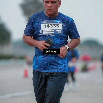Runner Photo 7551262