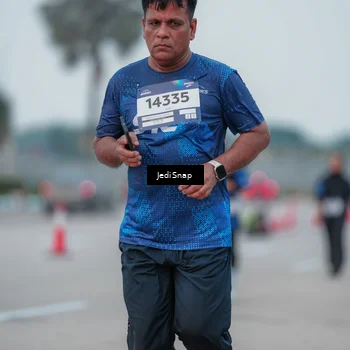 Runner Photo 7551263