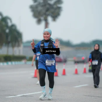 Runner Photo 7551277