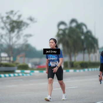 Runner Photo 7551292