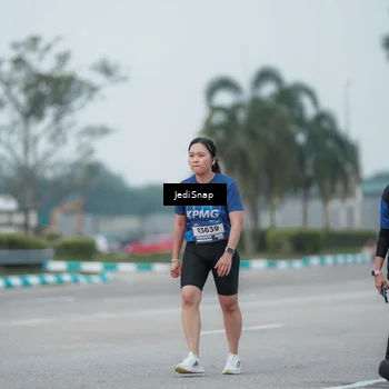 Runner Photo 7551293