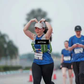 Runner Photo 7551301