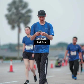Runner Photo 7551309