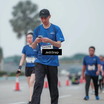 Runner Photo 7551312