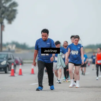 Runner Photo 7551323