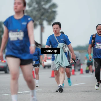 Runner Photo 7551344