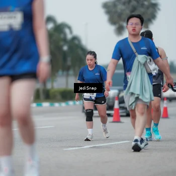 Runner Photo 7551349