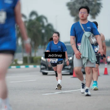 Runner Photo 7551352