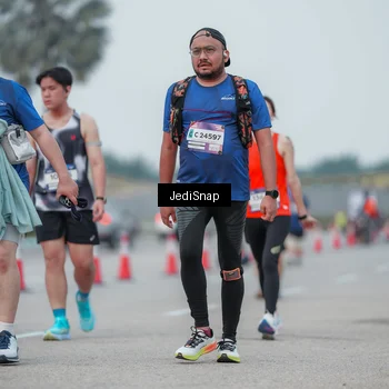 Runner Photo 7551353