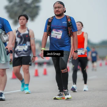 Runner Photo 7551356