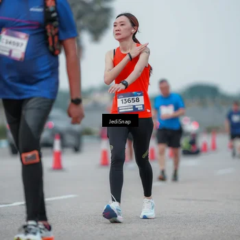 Runner Photo 7551358