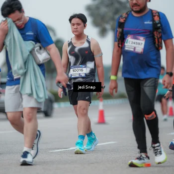 Runner Photo 7551359