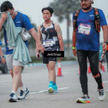 Runner Photo 7551364