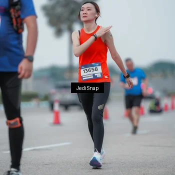 Runner Photo 7551367