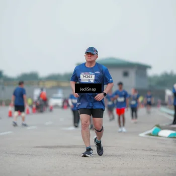 Runner Photo 7551371