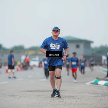 Runner Photo 7551373