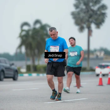 Runner Photo 7551383