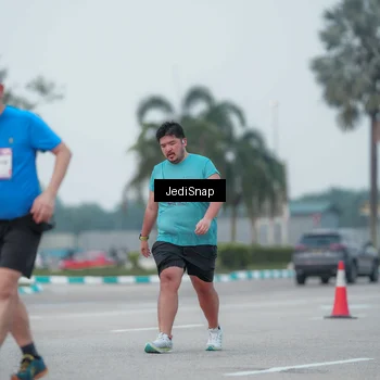 Runner Photo 7551390