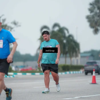 Runner Photo 7551392