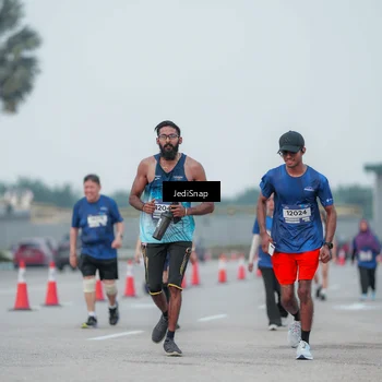 Runner Photo 7551408