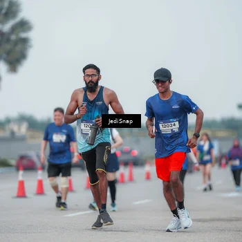 Runner Photo 7551409