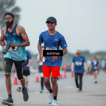 Runner Photo 7551412