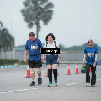 Runner Photo 7551419