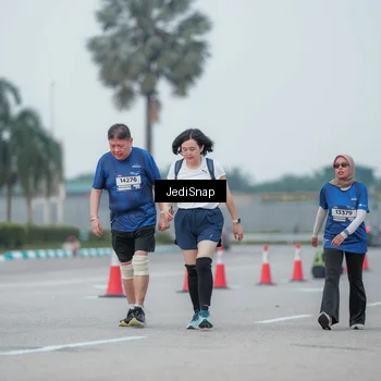 Runner Photo 7551420