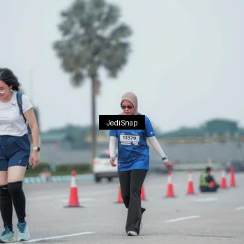 Runner Photo 7551430