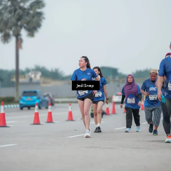 Runner Photo 7551433