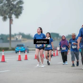 Runner Photo 7551434